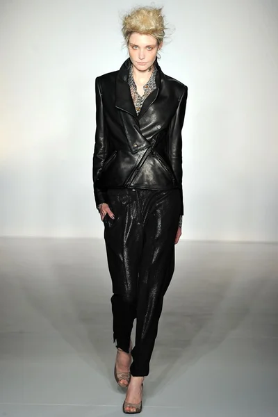 Look 47
